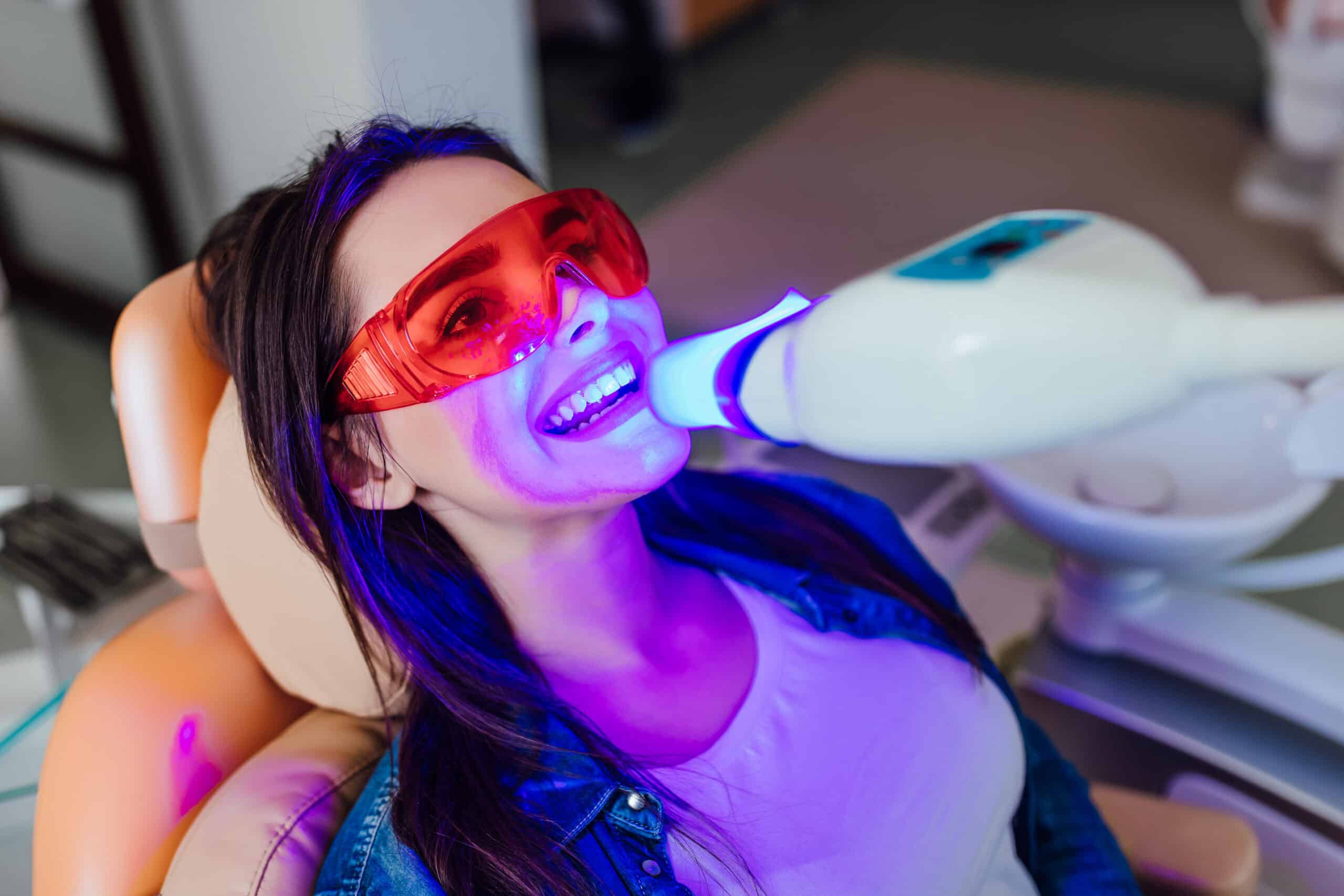 Five Things to Know About Teeth Whitening Bare Bottom Tanning Salon